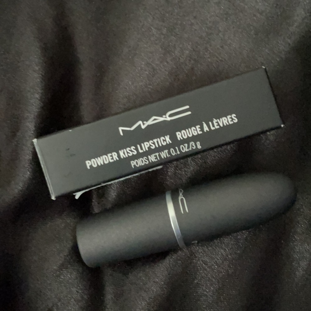 Powder kiss lipstick - burning love - Picture 4 of 7